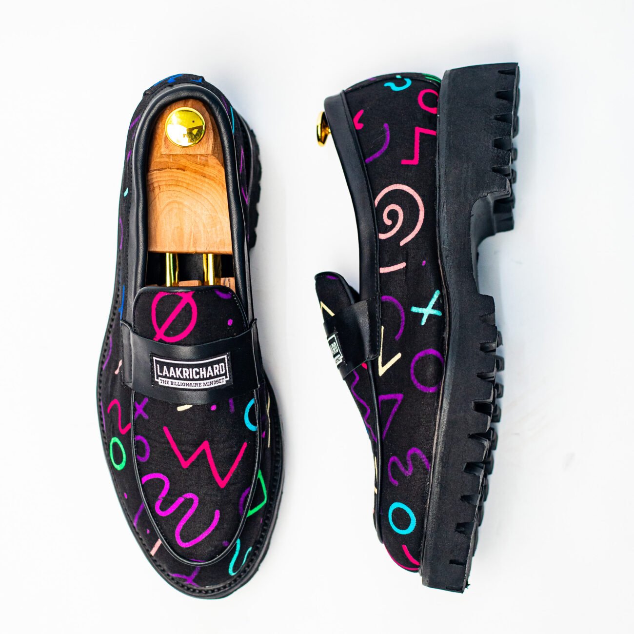 MGL2390-R2 Noir Vintage Loafer