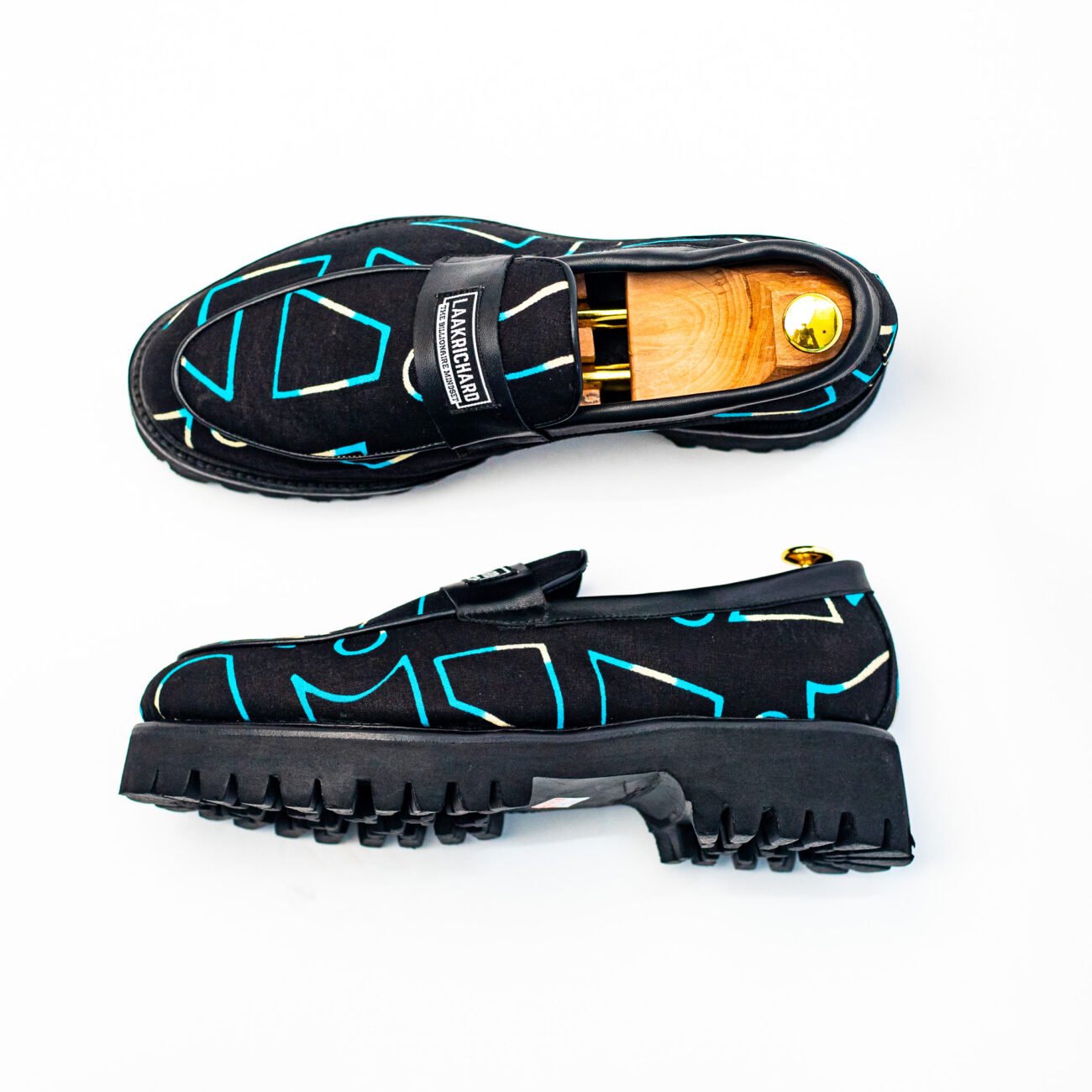 MGL2390-R1 Noir Vintage Loafer